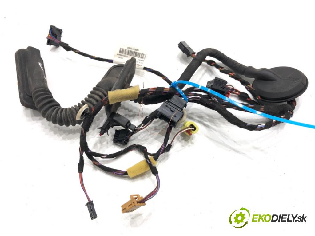 SKODA FABIA III liftback 2018 55 kW 1.0 999 Káblovačka Dvere predný ľavy 6V0971120CD