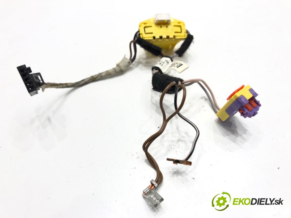 SKODA FABIA III liftback 2018 55 kW 1.0 999 Káblovačka silentbloku airbag 5E0971584A