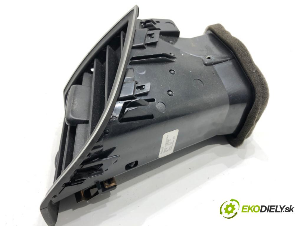 SKODA FABIA III liftback 2018 55 kW 1.0 999 mří topení pravý přední část 6V0819702