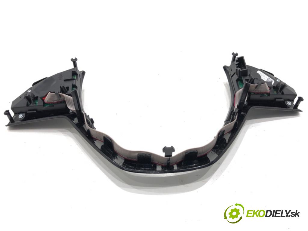 SKODA FABIA III liftback 2018 55 kW 1.0 999 SPÍNAČE: volantu 3V0919719E