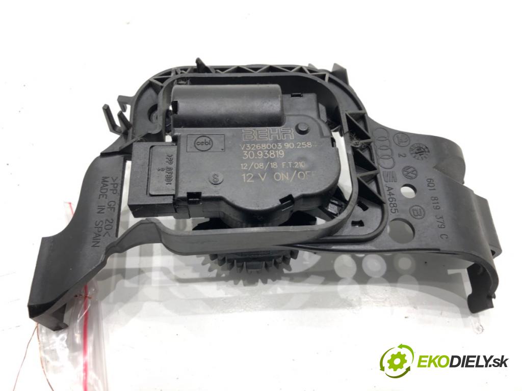 SKODA FABIA III liftback 2018 55 kW 1.0 999 motor topení V3268003