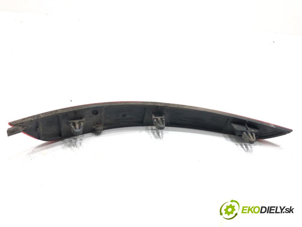 SKODA FABIA III liftback 2018 55 kW 1.0 999 reflexní nárazníka pravý zadní část 6V9945106