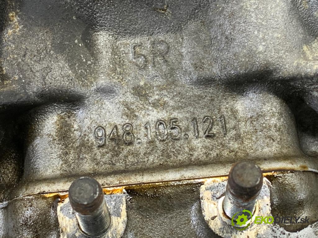 PORSCHE CAYENNE SUV 2003 250 kW S 4.5 4511 Hlava valcov pravy 948105121