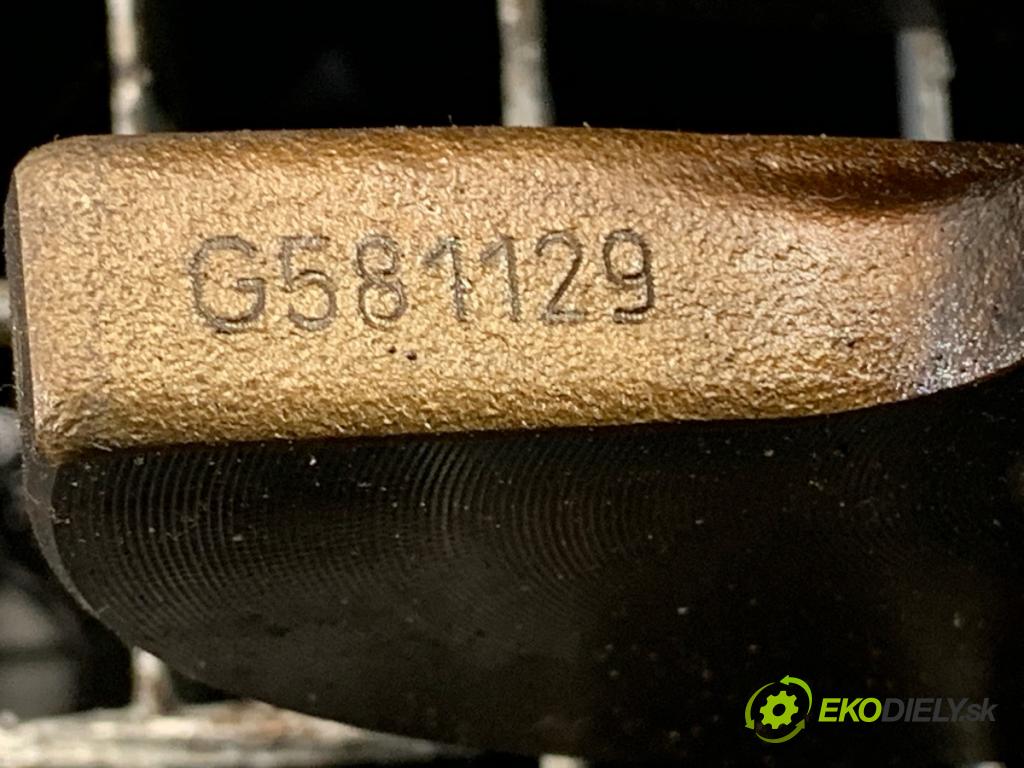 PORSCHE CAYENNE SUV 2003 250 kW S 4.5 4511 kardaň hřídel KORBOVÝ:  (Blok motoru ostatní)