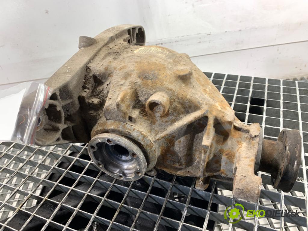 BMW E39 sedan 2000 110 kW 520 i 1990 Most diferenciál zadní část 1428615