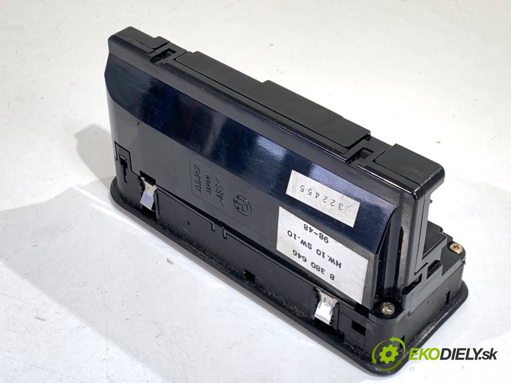 BMW E39 sedan 2000 110 kW 520 i 1990 Prepínač okien 8380646 (Prepínacie páčky pod volantom)