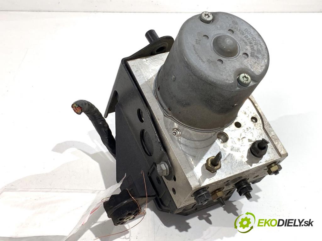 BMW E39 sedan 2000 110 kW 520 i 1990 Pumpa ABS 6750383 (Pumpa ABS)