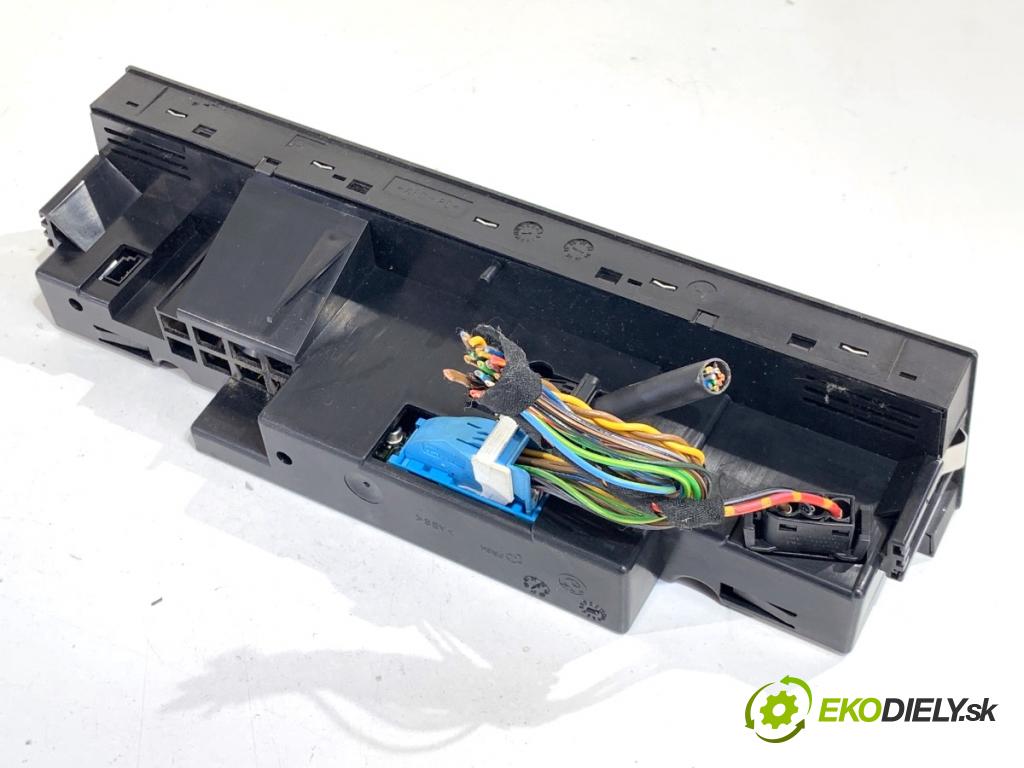 BMW E39 sedan 2000 110 kW 520 i 1990 Panel ovládaní topení 8385927 (Páčky pod volantem)
