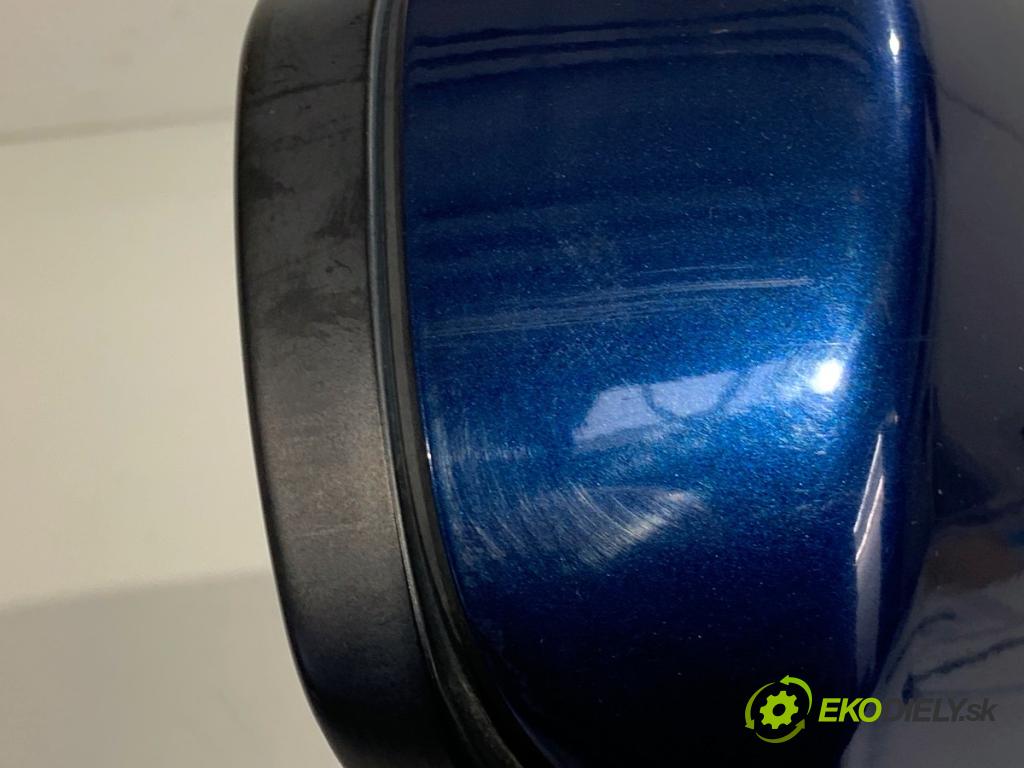 BMW E39 sedan 2000 110 kW 520 i 1990 zpětné zrcátko pravý