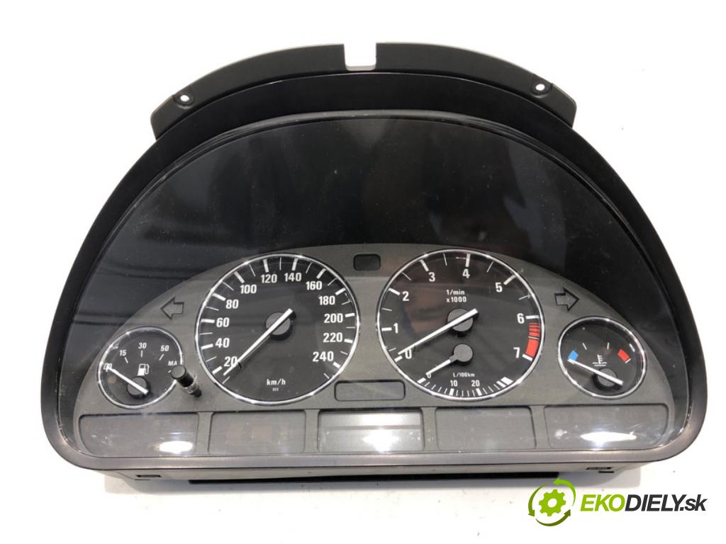BMW E39 sedan 2000 110 kW 520 i 1990 Prístrojovka 8381195 (Prístrojová doska)