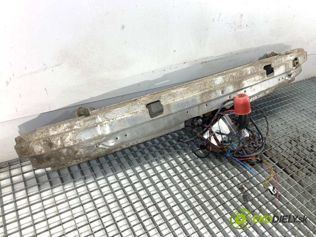 BMW E39 sedan 2000 110 kW 520 i 1990 Hák ťažné zariadenie  (Ťažné zariadenie)