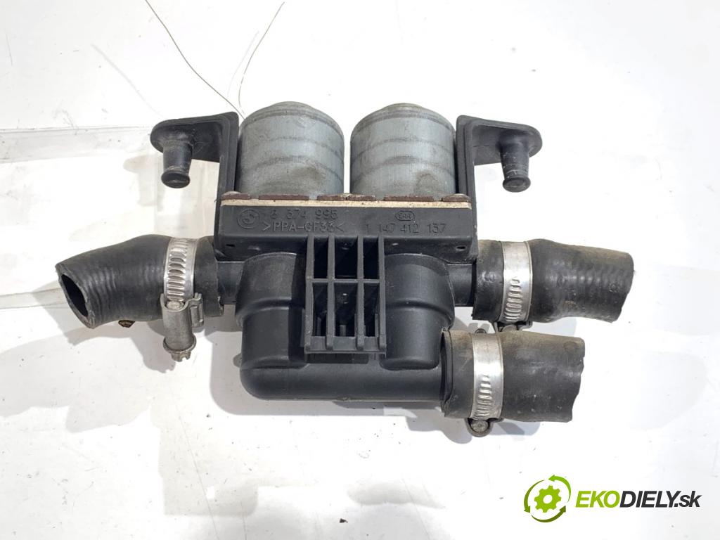 BMW E39 sedan 2000 110 kW 520 i 1990 Magnetický ventil vody 8374995 (Elektrosúčasti ostatné)