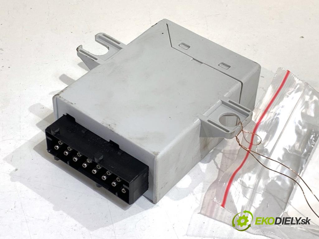 BMW E39 sedan 2000 110 kW 520 i 1990 Modul ťažného oka 6908767 (Riadiaca jednotka ostatné)