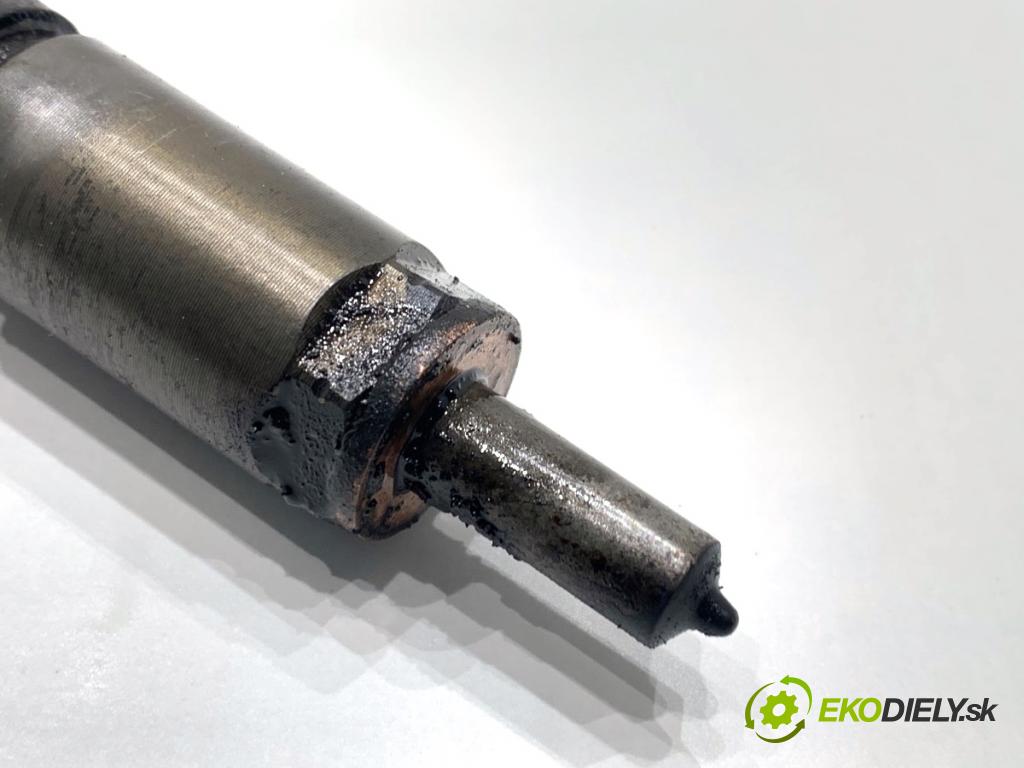 BMW E39 sedan 2000 135 kW 530 d 2926 vstrekovač 7785984 (Vstrekovač paliva)