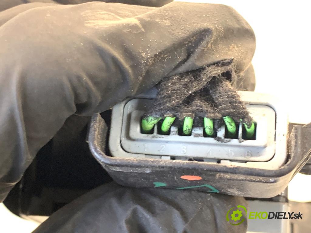 CITROEN C4 PICASSO I nadwozie wielkoprzestrzenne (MPV) 2007 82 kW 1.6 HDi 110 1560 zámok Dvere pravy zad 24099158