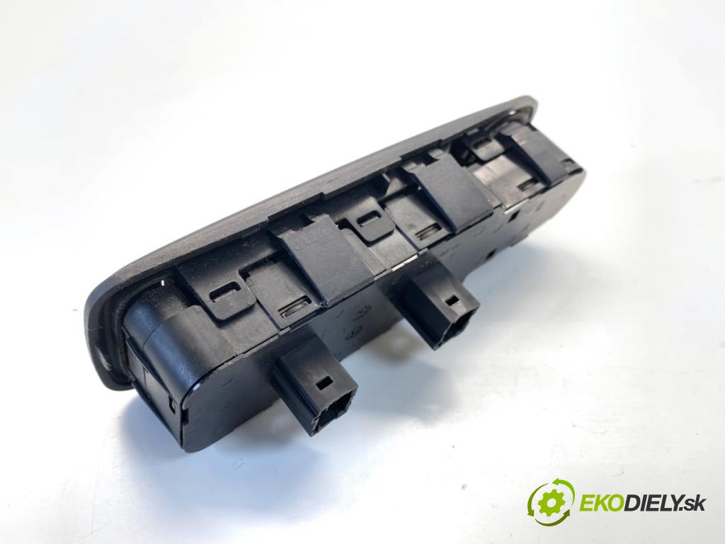 CITROEN C4 PICASSO I nadwozie wielkoprzestrzenne (MPV) 2007 82 kW 1.6 HDi 110 1560 Prepínač okien  (Prepínacie páčky pod volantom)