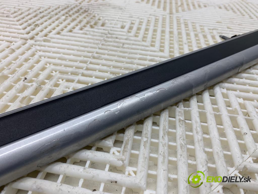 OPEL ZAFIRA B nadwozie wielkoprzestrzenne (MPV) 2006 103 kW 1.8 (M75) 1796 lyžiny STRECHA: