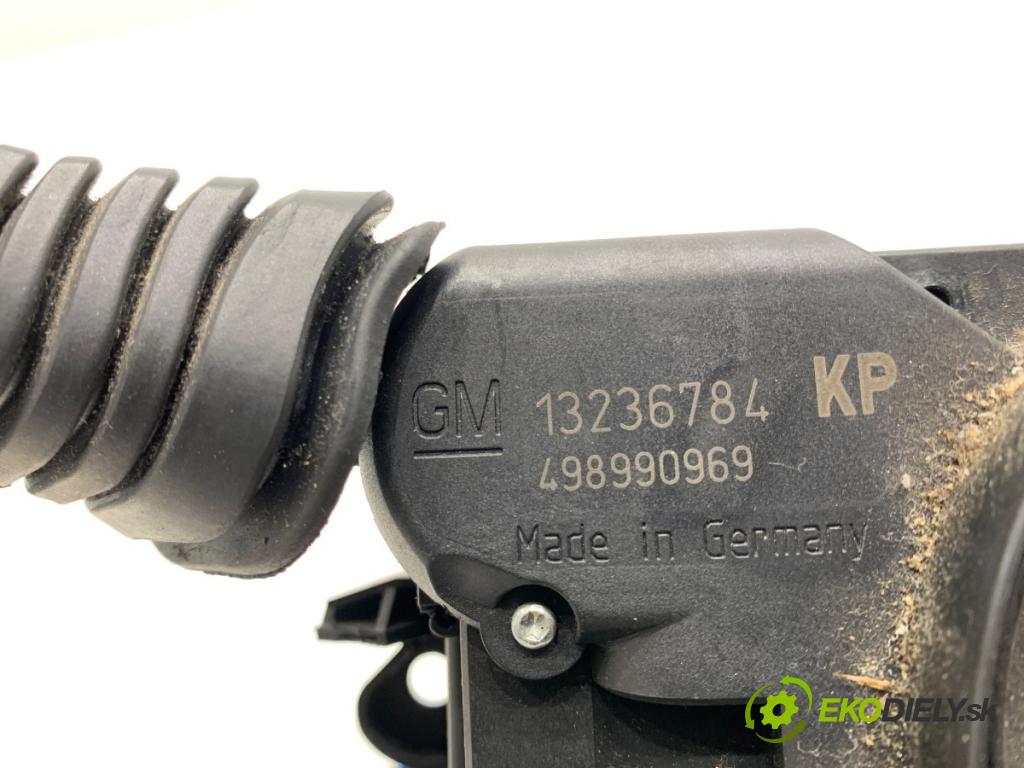 OPEL ZAFIRA B nadwozie wielkoprzestrzenne (MPV) 2006 103 kW 1.8 (M75) 1796 přepínač kombinovaný 13236784 (Páčky pod volantem)