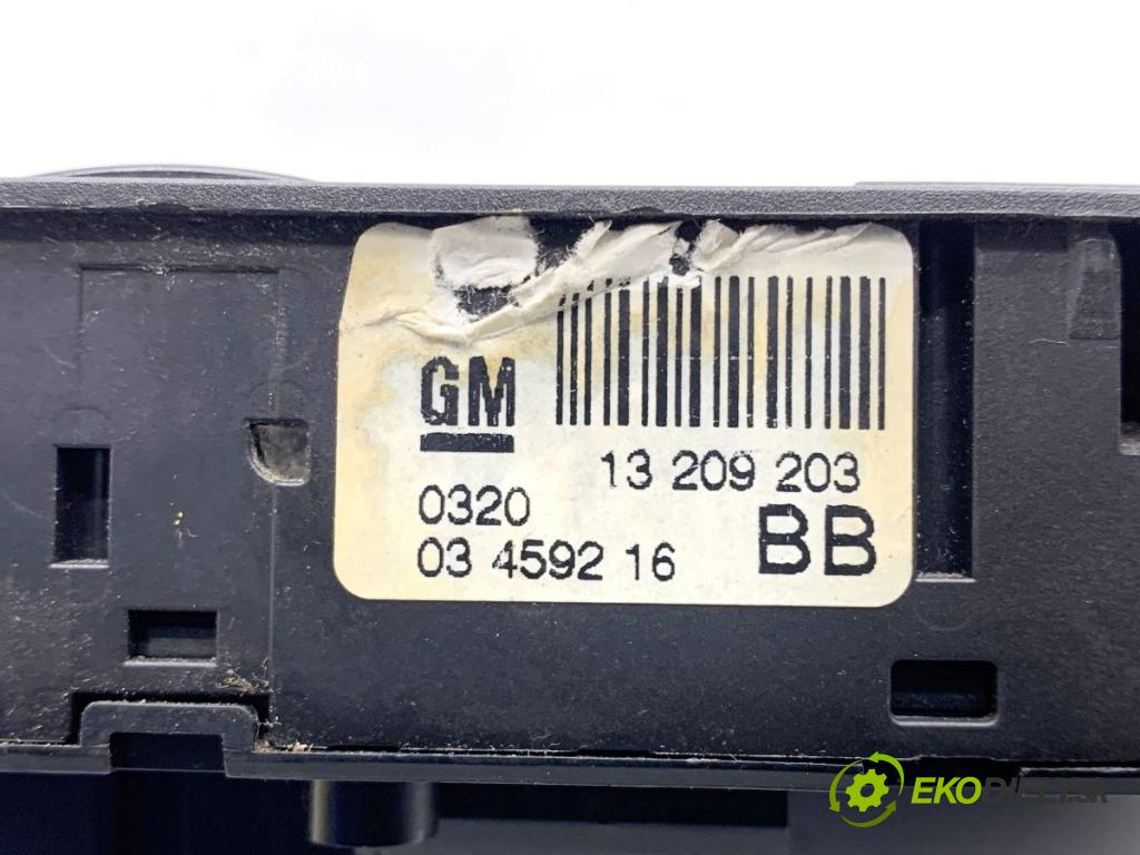 OPEL ZAFIRA B nadwozie wielkoprzestrzenne (MPV) 2006 103 kW 1.8 (M75) 1796 Prepínač okien 13209203 (Prepínacie páčky pod volantom)