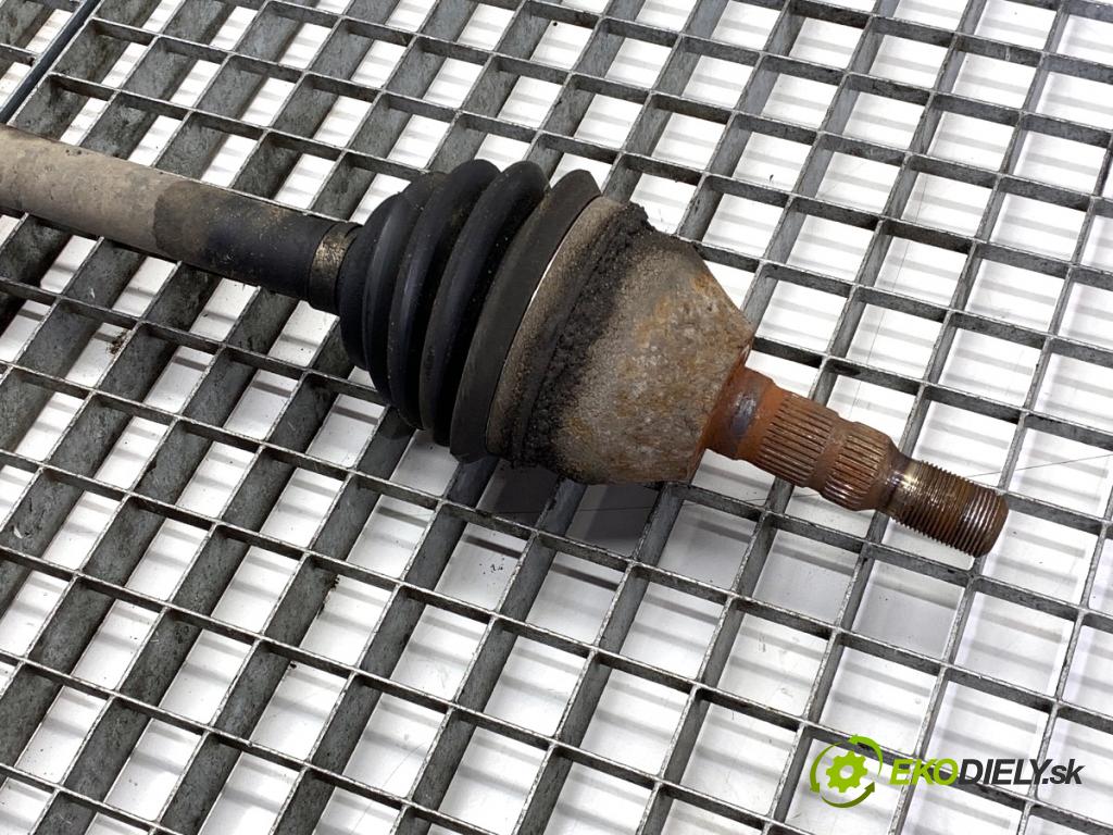 OPEL ZAFIRA B nadwozie wielkoprzestrzenne (MPV) 2006 103 kW 1.8 (M75) 1796 poloos pravý přední část