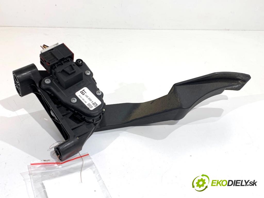 OPEL ZAFIRA B nadwozie wielkoprzestrzenne (MPV) 2006 103 kW 1.8 (M75) 1796 Potenciometer plynu 9202341 (Potenciometer plynového pedálu)