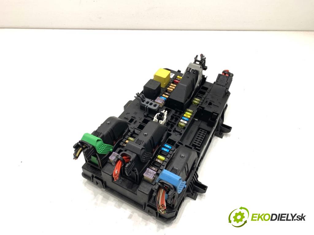 OPEL ZAFIRA B nadwozie wielkoprzestrzenne (MPV) 2006 103 kW 1.8 (M75) 1796 Modul BSI 13220831 (Poistková skrinka)