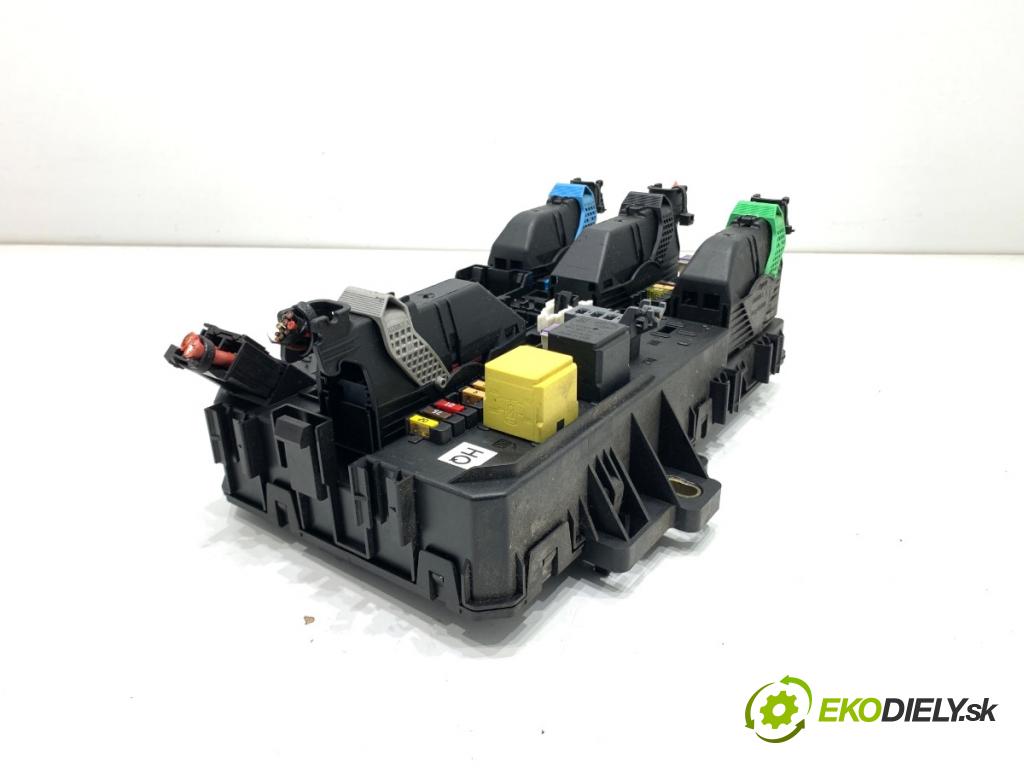 OPEL ZAFIRA B nadwozie wielkoprzestrzenne (MPV) 2006 103 kW 1.8 (M75) 1796 Modul BSI 13220831 (Poistková skrinka)