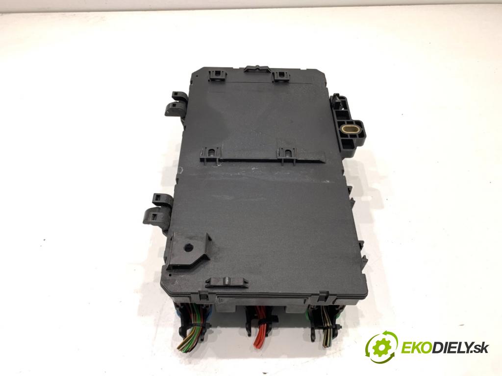 OPEL ZAFIRA B nadwozie wielkoprzestrzenne (MPV) 2006 103 kW 1.8 (M75) 1796 Modul BSI 13220831 (Poistková skrinka)