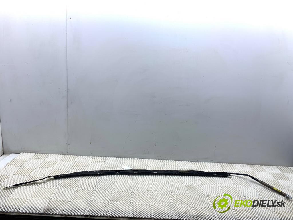 OPEL ZAFIRA B nadwozie wielkoprzestrzenne (MPV) 2006 103 kW 1.8 (M75) 1796 stropní levý 24451366