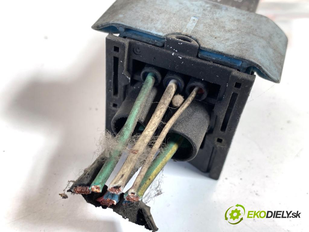 CITROEN C4 PICASSO I nadwozie wielkoprzestrzenne (MPV) 2007 82 kW 1.6 HDi 110 1560 relé sviečok žhavenia 9663696380 (Relé)