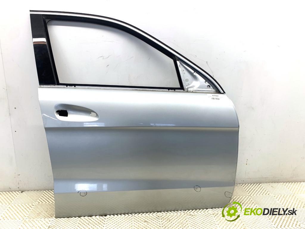 MERCEDES-BENZ KLASA GL SUV 2012 190 kW GL 350 CDI / BlueTec 4-matic (166.823, 166.824) 2987 Dvere pravy predný 775