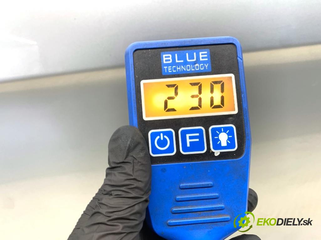 MERCEDES-BENZ KLASA GL SUV 2012 190 kW GL 350 CDI / BlueTec 4-matic (166.823, 166.824) 2987 Dvere pravy predný 775