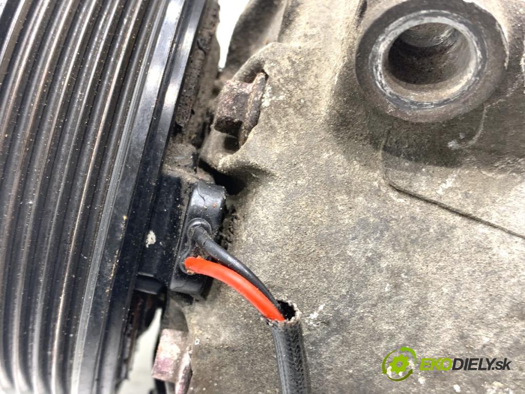 FORD FOCUS III liftback 2014 74 kW 1.0 EcoBoost 998 kompresor klimatizace CU61-19D629-FE (Kompresor klimatizace)