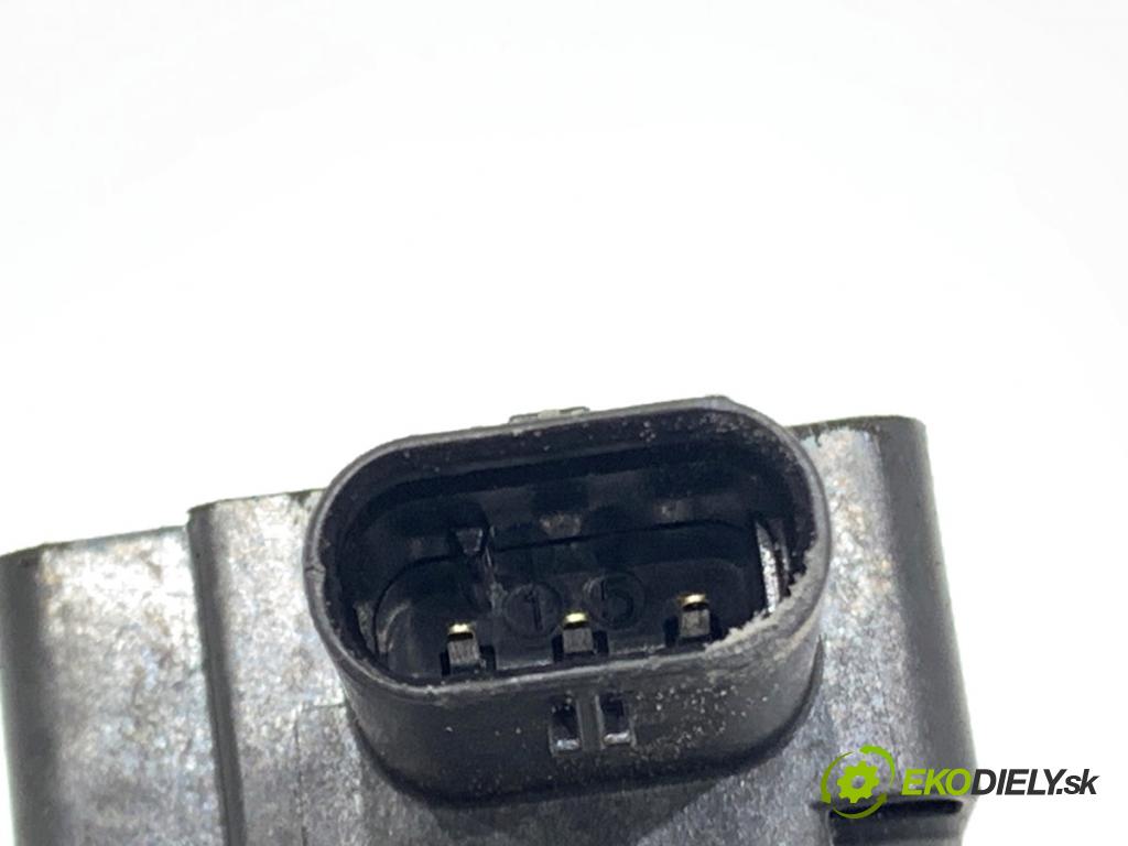 FORD FOCUS III liftback 2014 74 kW 1.0 EcoBoost 998 cívka zapalovací CM5G-12A366-CB (Zážehová cívka)