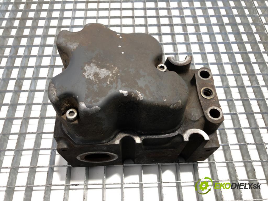 RENAULT TRUCKS PREMIUM Platforma / podwozie 1997 219 kW Route 300.16 219 kW [298 KM] olej napędowy 1996 - 2022 9839 Hlava valcov  (Hlava valcov)