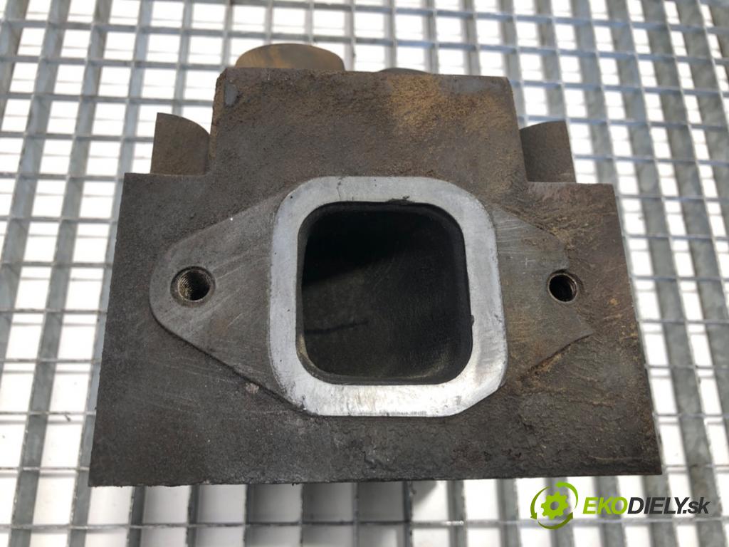 RENAULT TRUCKS PREMIUM Platforma / podwozie 1997 219 kW Route 300.16 219 kW [298 KM] olej napędowy 1996 - 2022 9839 Hlava valcov  (Hlava valcov)