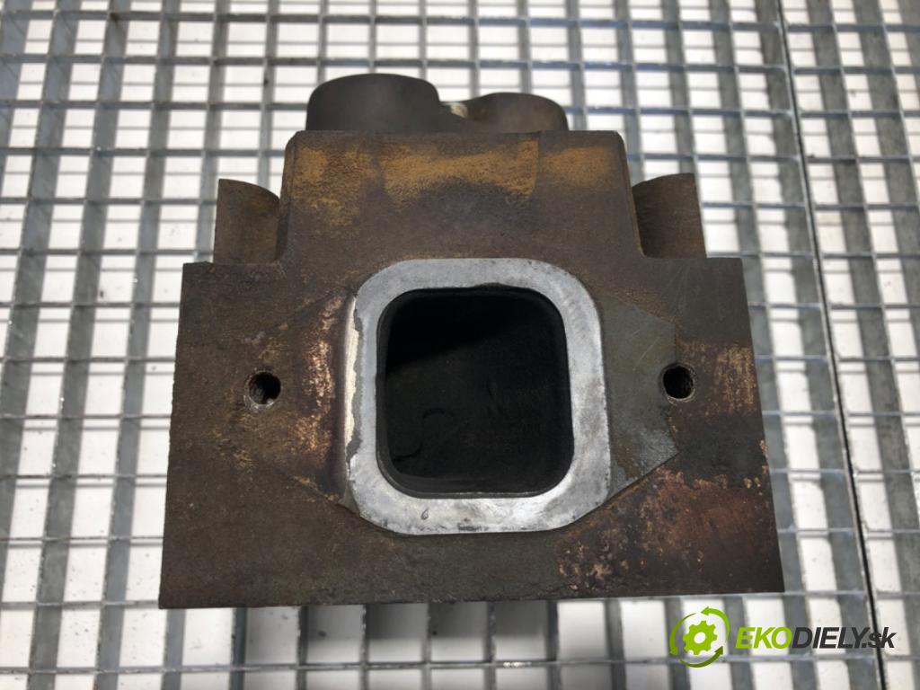 RENAULT TRUCKS PREMIUM Platforma / podwozie 1997 219 kW Route 300.16 219 kW [298 KM] olej napędowy 1996 - 2022 9839 Hlava valcov  (Hlava valcov)