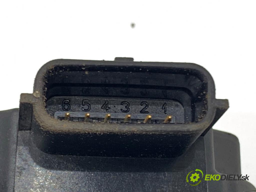 DACIA LOGAN II sedan 2019 54 kW 1.0 SCe 75 998 škrtíci klapka 161204132R (Škrticí klapka)