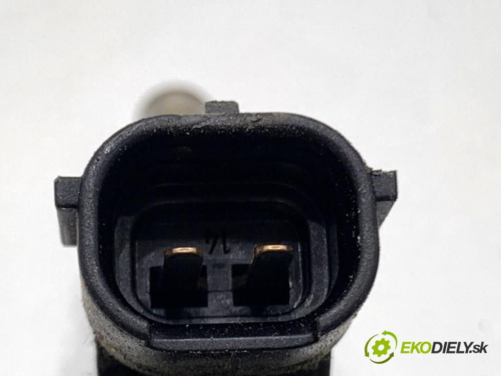 DACIA LOGAN II sedan 2019 54 kW 1.0 SCe 75 998 Lišta vstrekovacia INJEKCIA: 175204033R