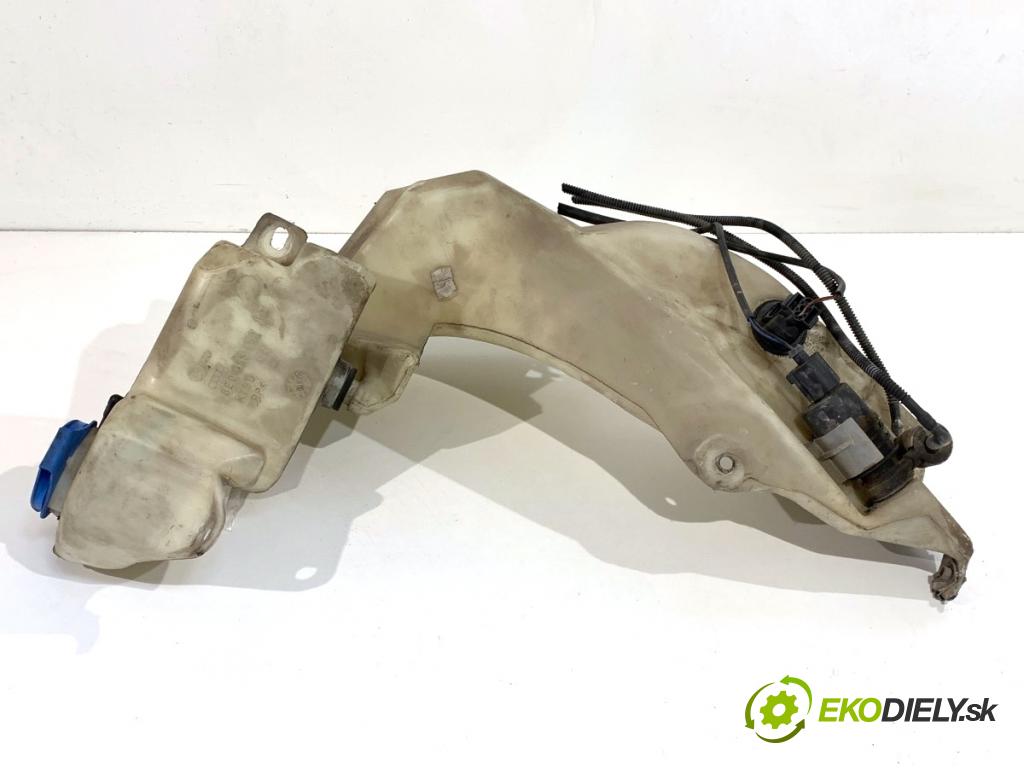 AUDI A4 B6 Kombi 2003 74 kW 1.9 TDI 1896 Nádržka ostrekovačov 8E0955453AQ 8E0955453