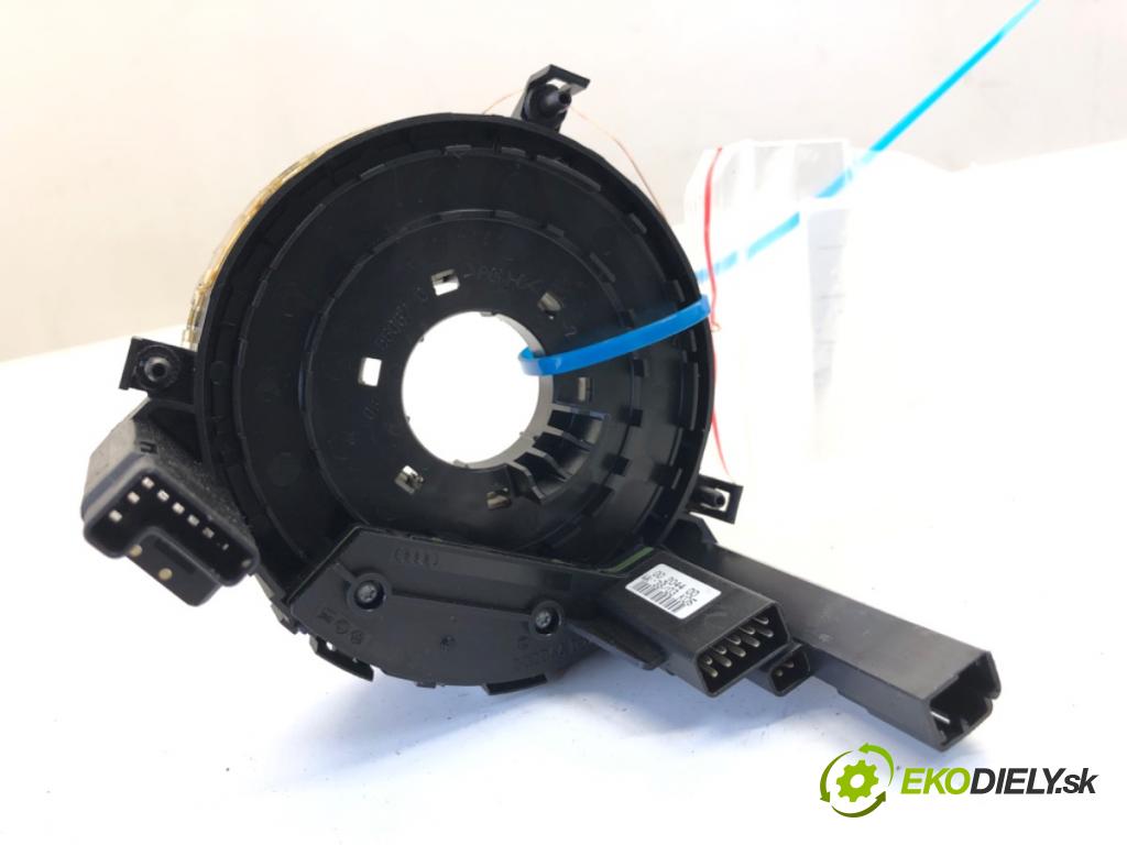 AUDI A4 B6 Kombi 2003 74 kW 1.9 TDI 1896 Krúžok, slimák airbag 8E0953541C (Airbag)