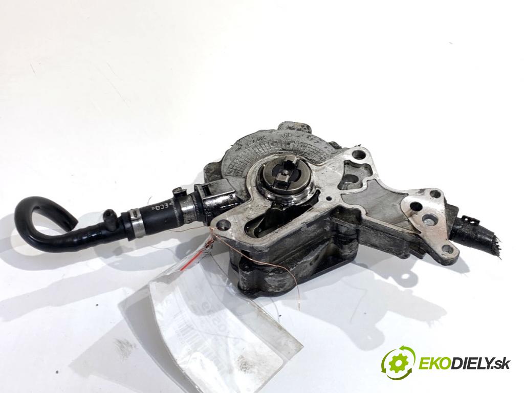 AUDI A4 B6 Kombi 2003 74 kW 1.9 TDI 1896 Pumpa vákuová 038145209N