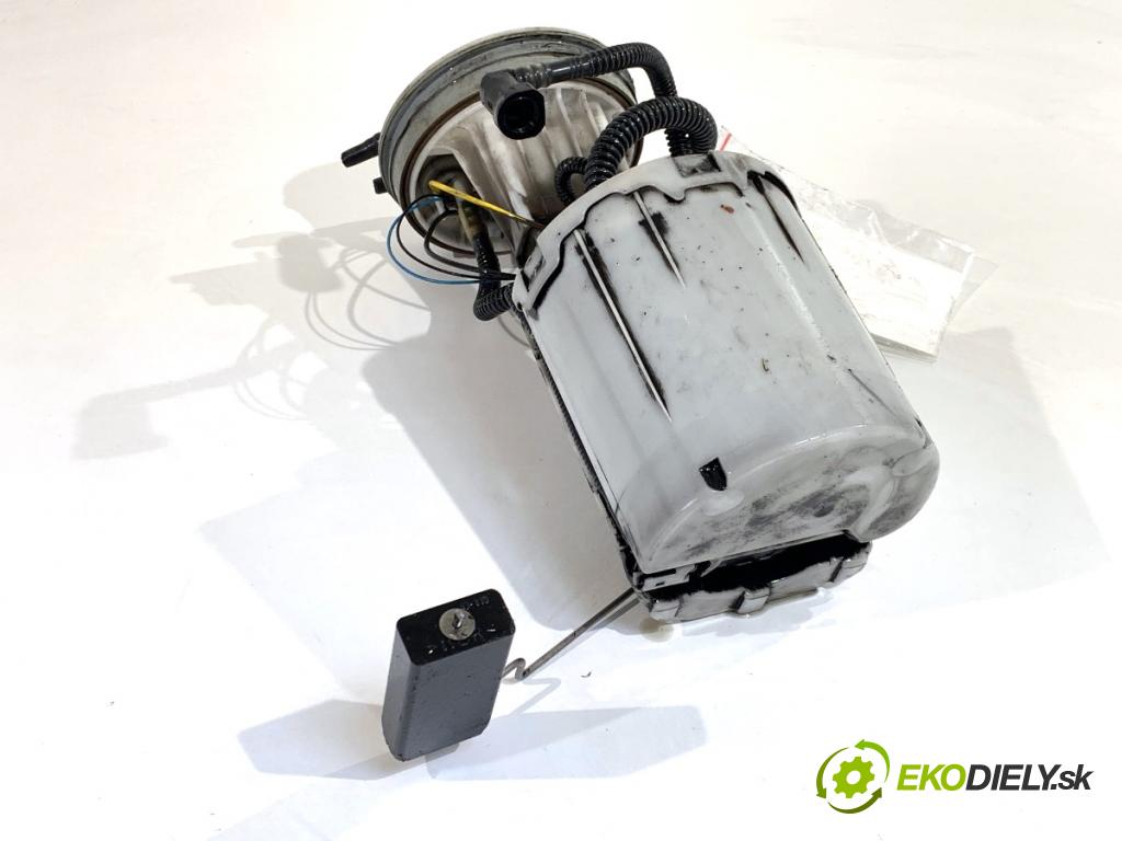 AUDI A4 B6 Kombi 2003 74 kW 1.9 TDI 1896 Pumpa paliva 8E0919050