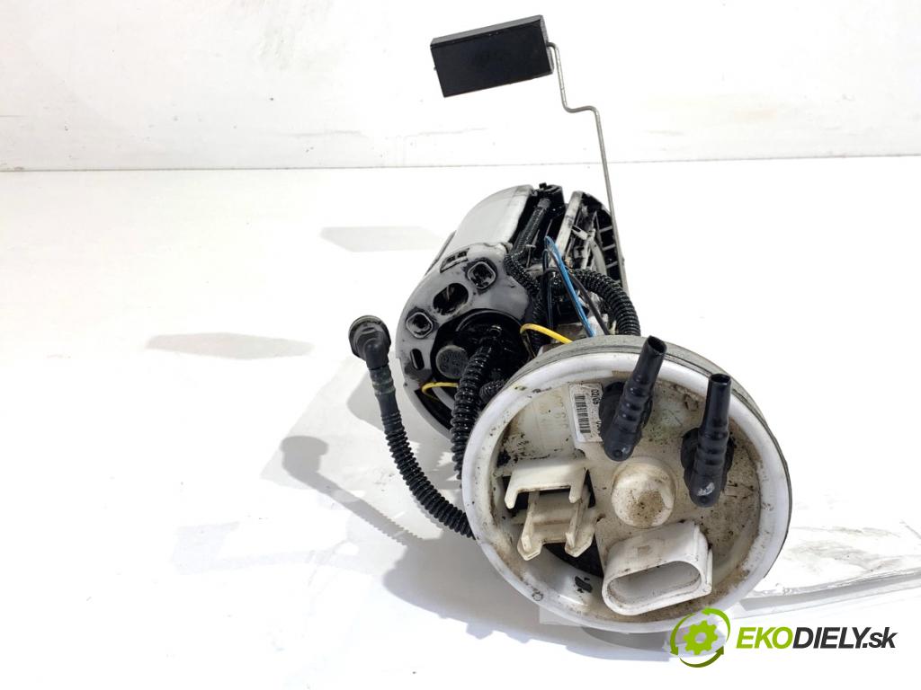 AUDI A4 B6 Kombi 2003 74 kW 1.9 TDI 1896 Pumpa paliva 8E0919050