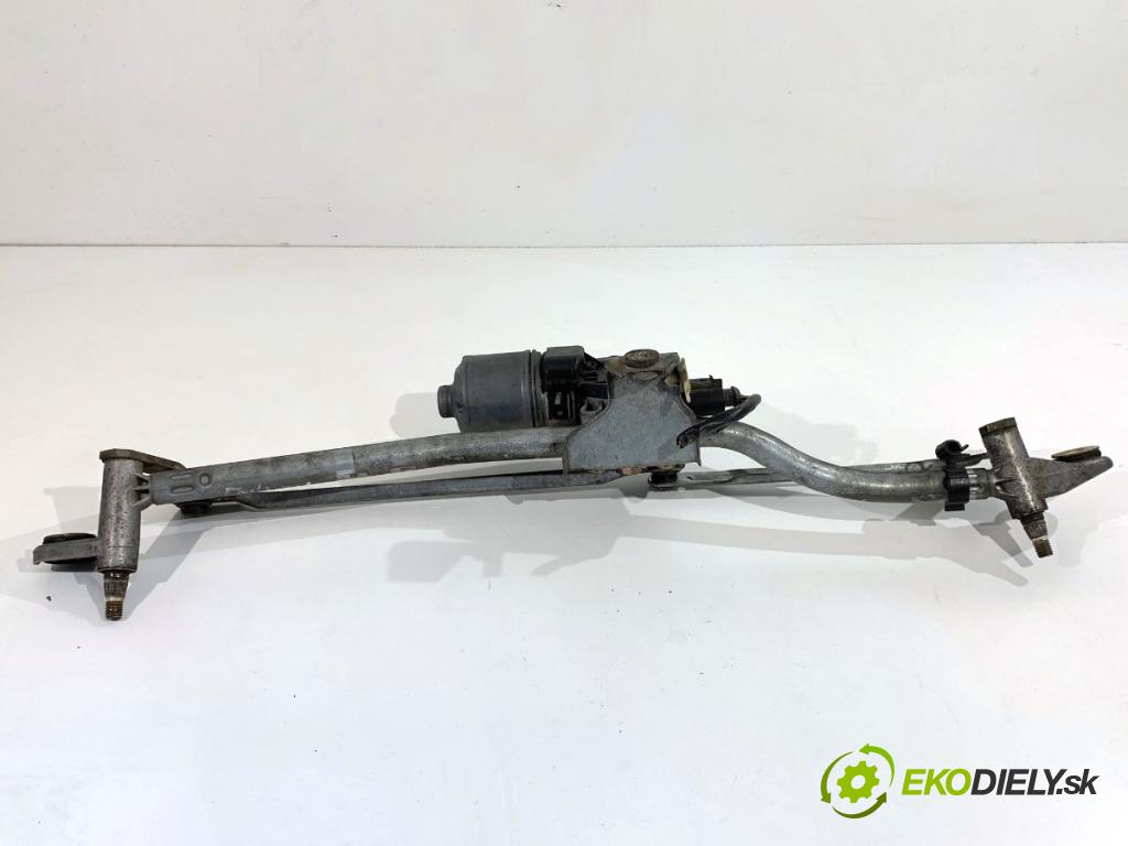 AUDI A4 B6 Kombi 2003 74 kW 1.9 TDI 1896 Mechanizmus stieračov predný 8E1955023A (Motorček stieračov predný)