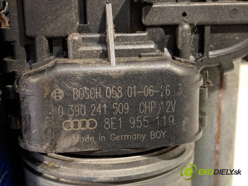 AUDI A4 B6 Kombi 2003 74 kW 1.9 TDI 1896 Mechanizmus stieračov predný 8E1955023A (Motorček stieračov predný)