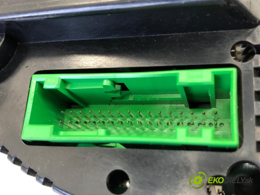 AUDI A4 B6 Kombi 2003 74 kW 1.9 TDI 1896 Prístrojovka 0263626151 (Prístrojová doska)