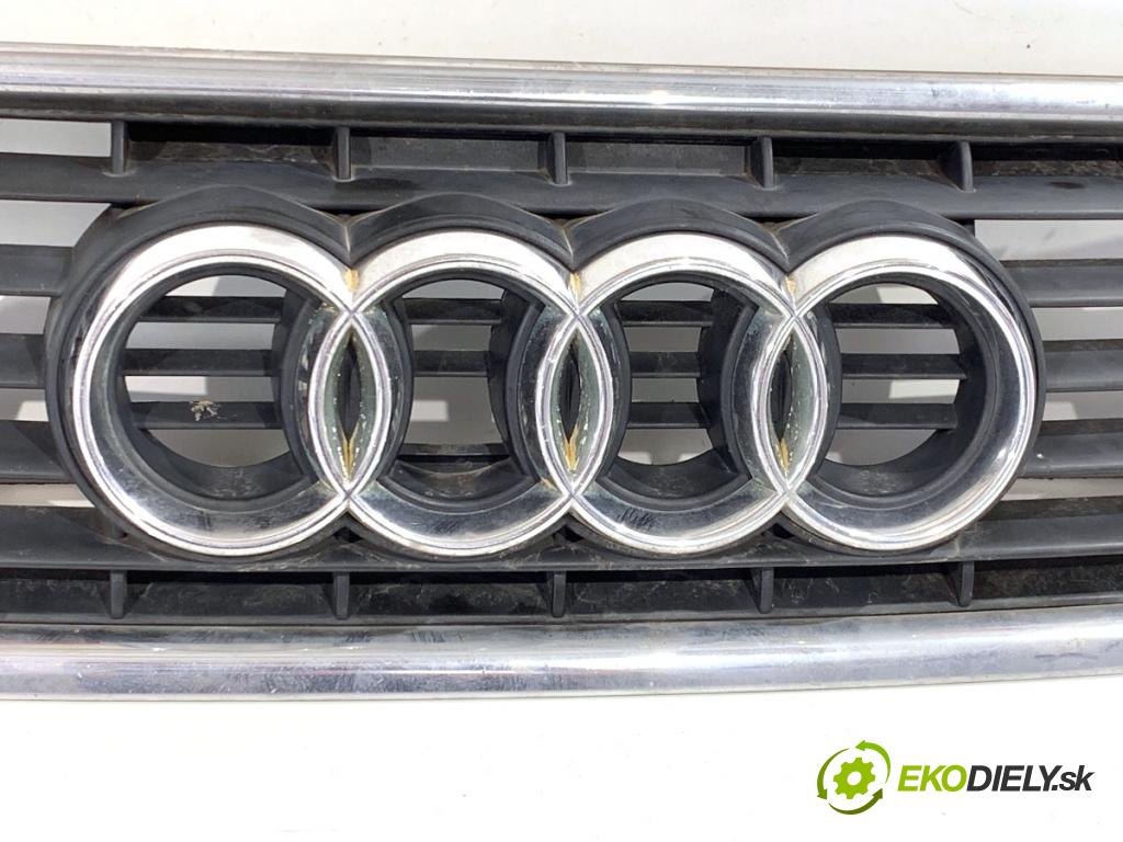 AUDI A4 B6 Kombi 2003 74 kW 1.9 TDI 1896 Mriežka maska 8E0853651F (Mriežka predná (maska chladiča))