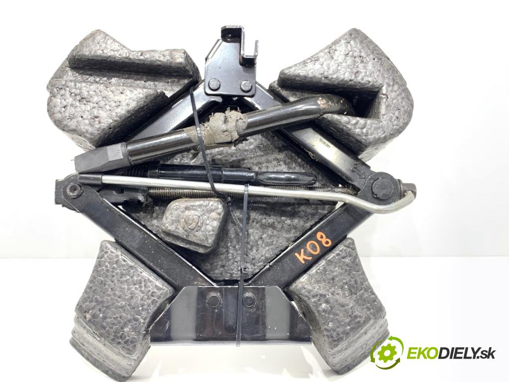 FORD ECOSPORT SUV 2018 122 kW 2.0 Ti-VCT 1999 souprava náradí 8V41-17009-AA