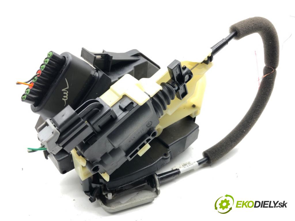 FORD ECOSPORT SUV 2018 122 kW 2.0 Ti-VCT 1999 zámok dverí zad GN1A-5426413-BB